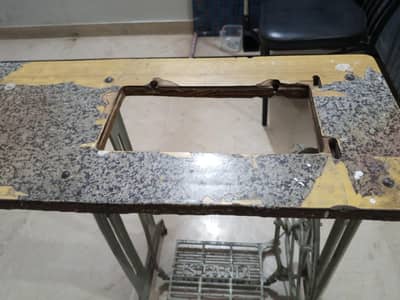 SEWING MACHINE STAND