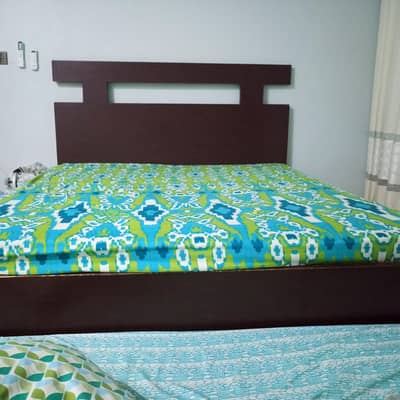 double bed with draws