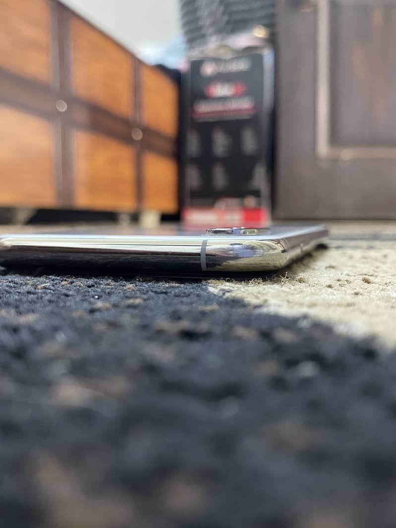 iPhone XS 1