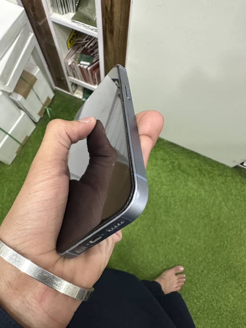 Iphone 14 4