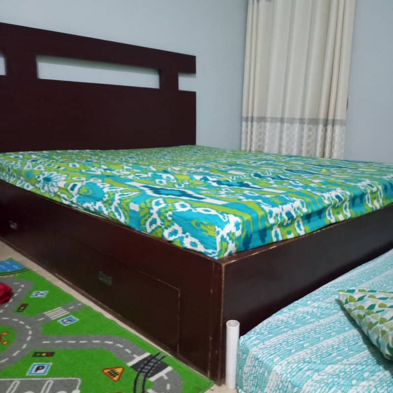 double bed with draws 1