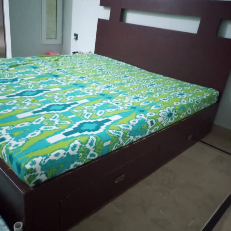 double bed with draws 2