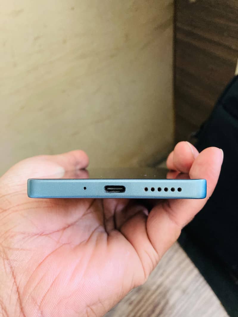 Redmi Note 13 pro 4
