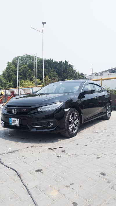 Original Honda Civic RS 17 inch diamond cut rims