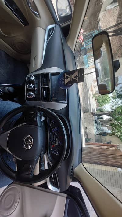Toyota Yaris 1.3 49Lac Demand