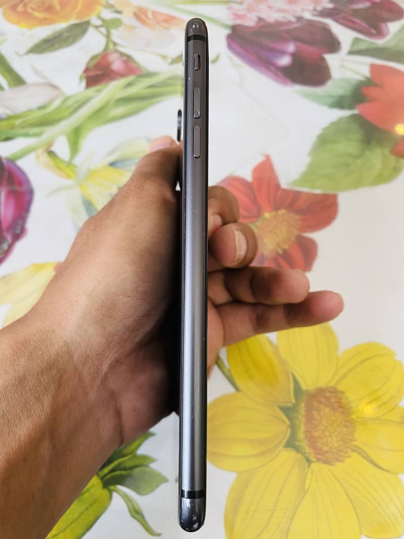 iPhone 8plus 1
