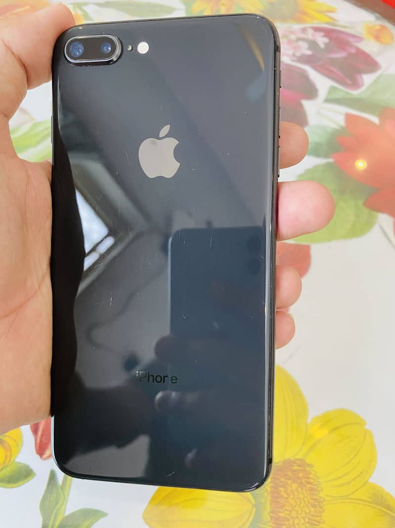 iPhone 8plus 5