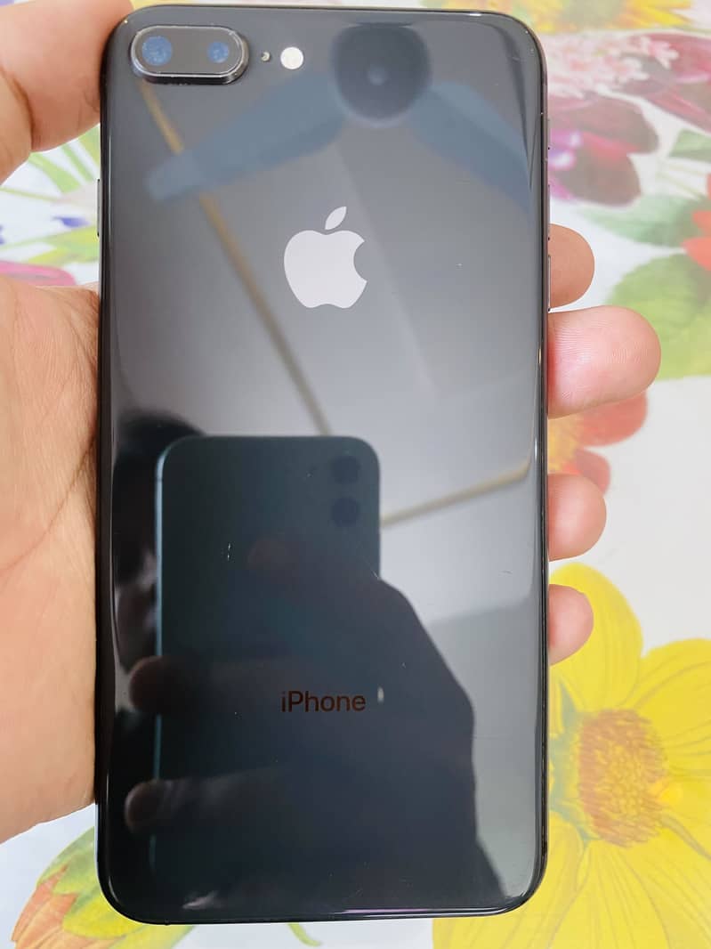 iPhone 8plus 6