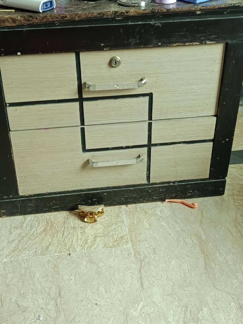 Bedside table used 2