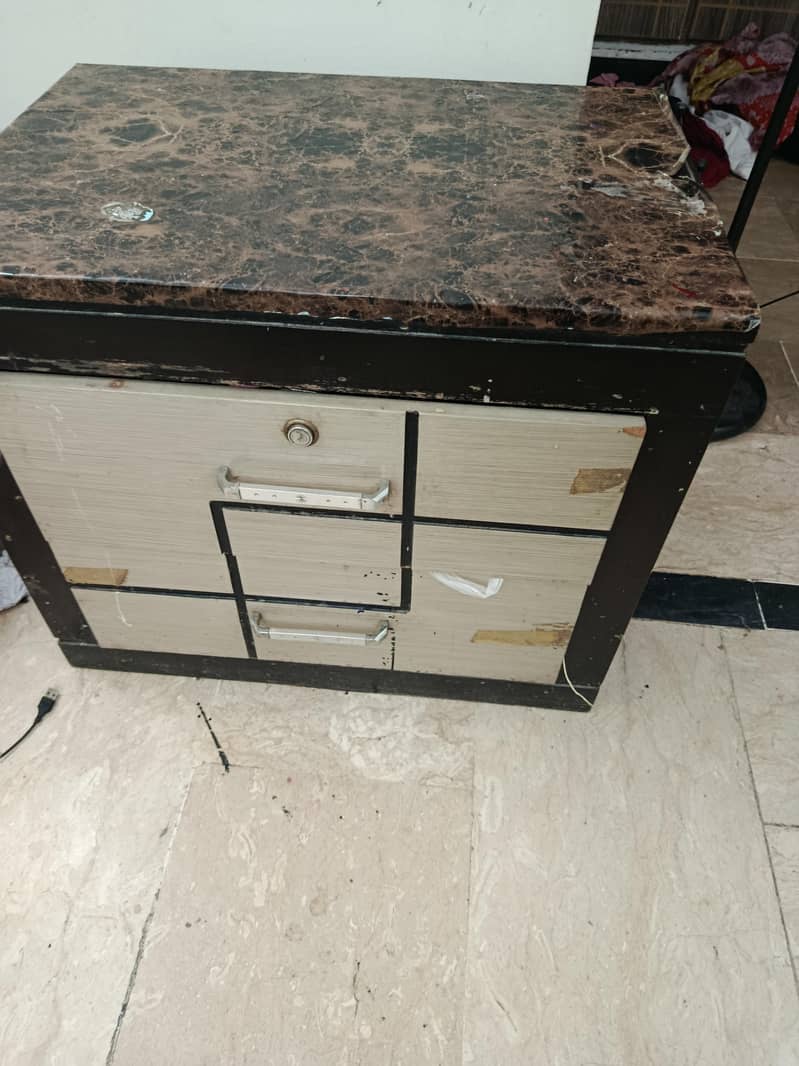 Bedside table used 5