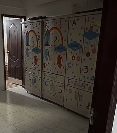 Kids Wooden Cupboard / Wardrobe – 10/10 Condition 