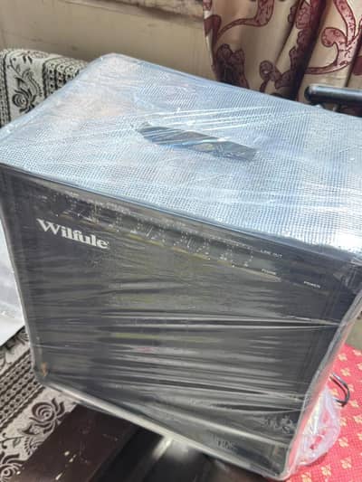 Guitar Amp Rs:35000  .   Call 03002340879
