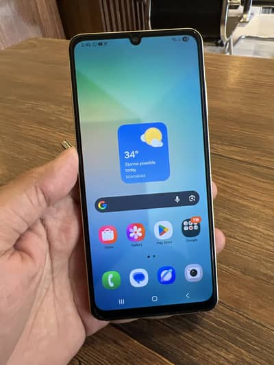 Sumsung mob 128GB Ao6 good condition