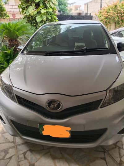 Toyota Vitz 2014