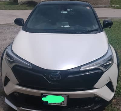 Toyota C-HR G-LED 2018/2023 [ URGENT SALE ]