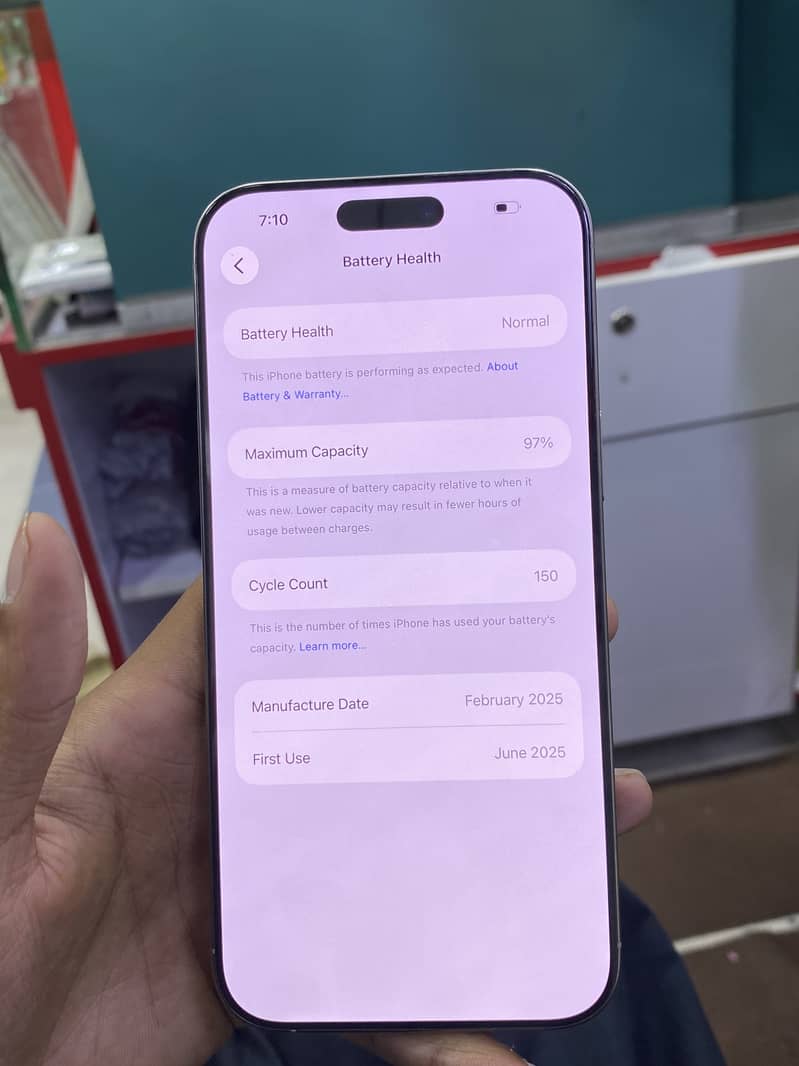 Apple iPhone 16 Pro Max 5