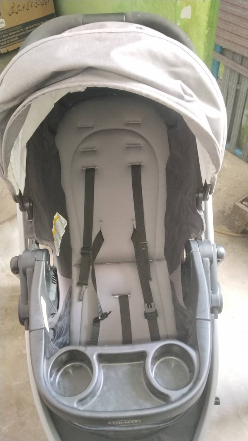 Babe stroller 1