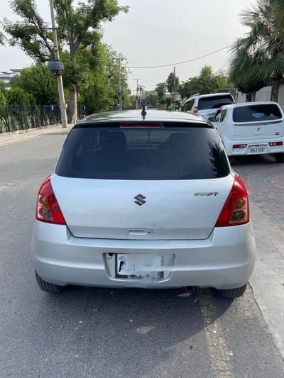 Bahar sy shawar hai andr sy pack hai engine sespention ok hau