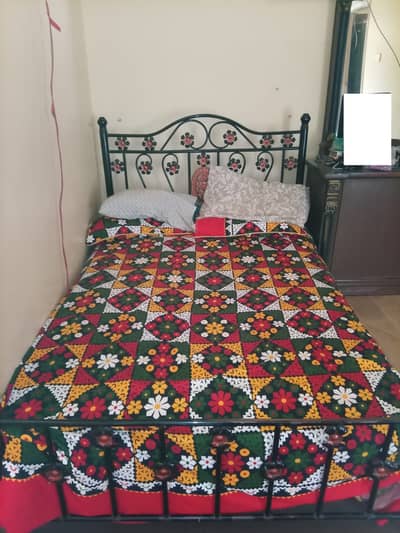 USED IRON BED WITH MATTERS URGENT SALE