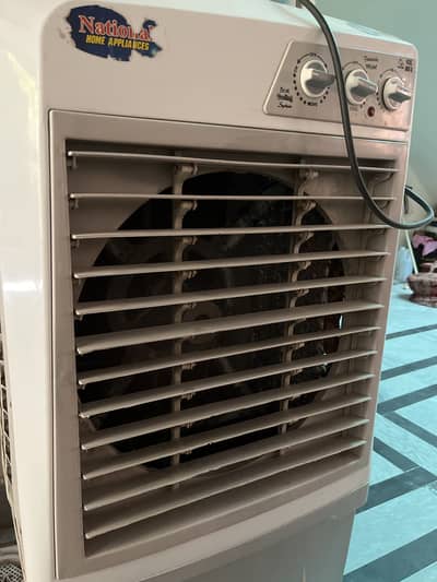 Air cooler with supply