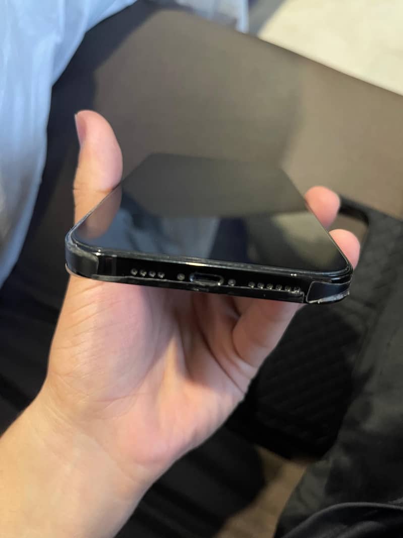 IPhone 14 Pro Max 1