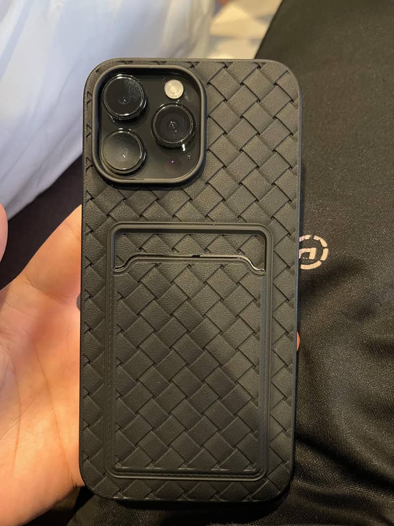 IPhone 14 Pro Max 2