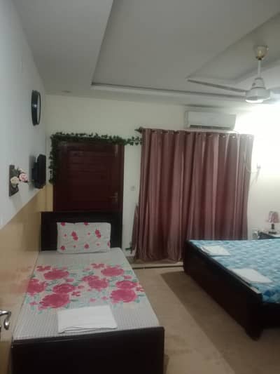 12 Marla Ground Portion Available For Rent In G15