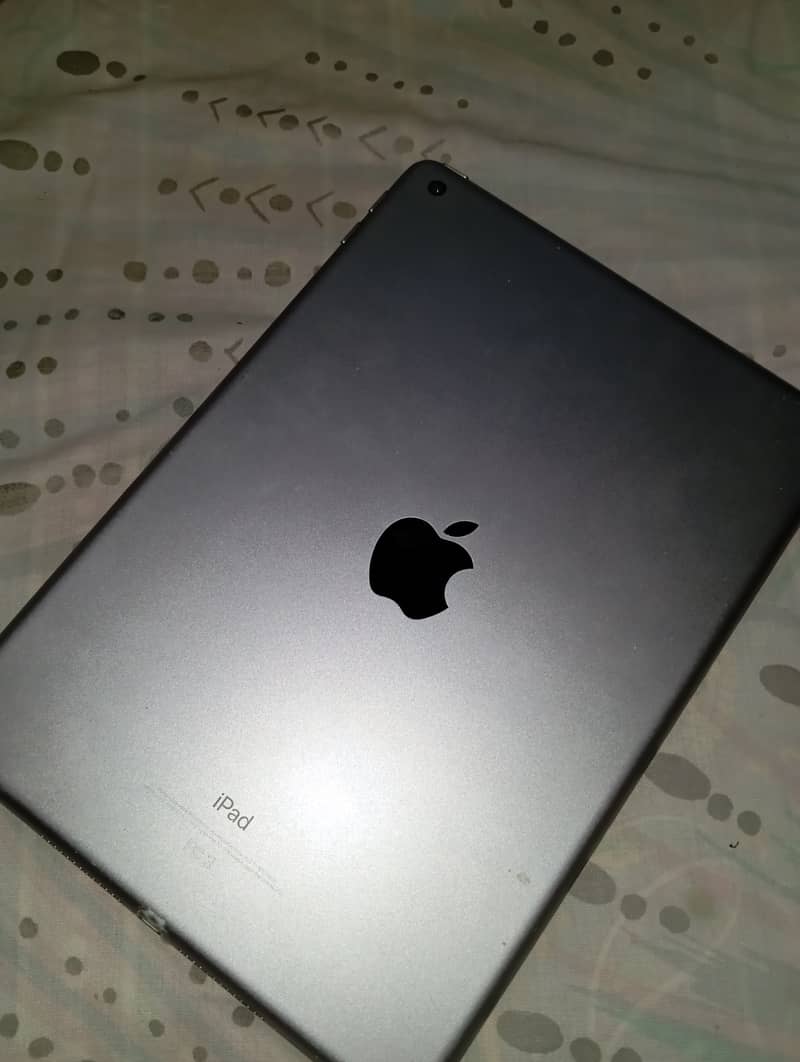 Ipad 6th generation 1