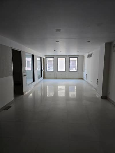 Parsa Tower sami furnished office for rent 1681sqft in shahar e Faisal