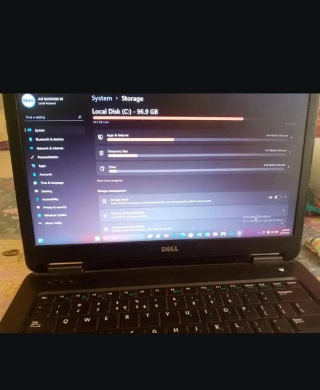 Dell leptop 3