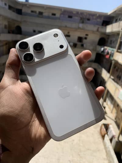IPHONE XR CONVERTED 17 pro