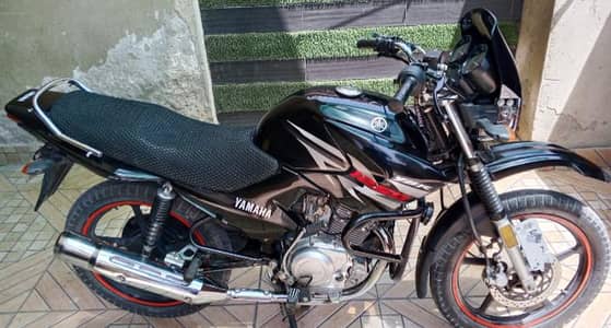 | Yamaha | YBR 125G | Model 2018 | black Japanese Assembled  |