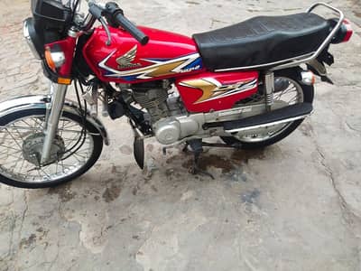Honda 125 cc bike urgent for sale 0321,,54,11,990