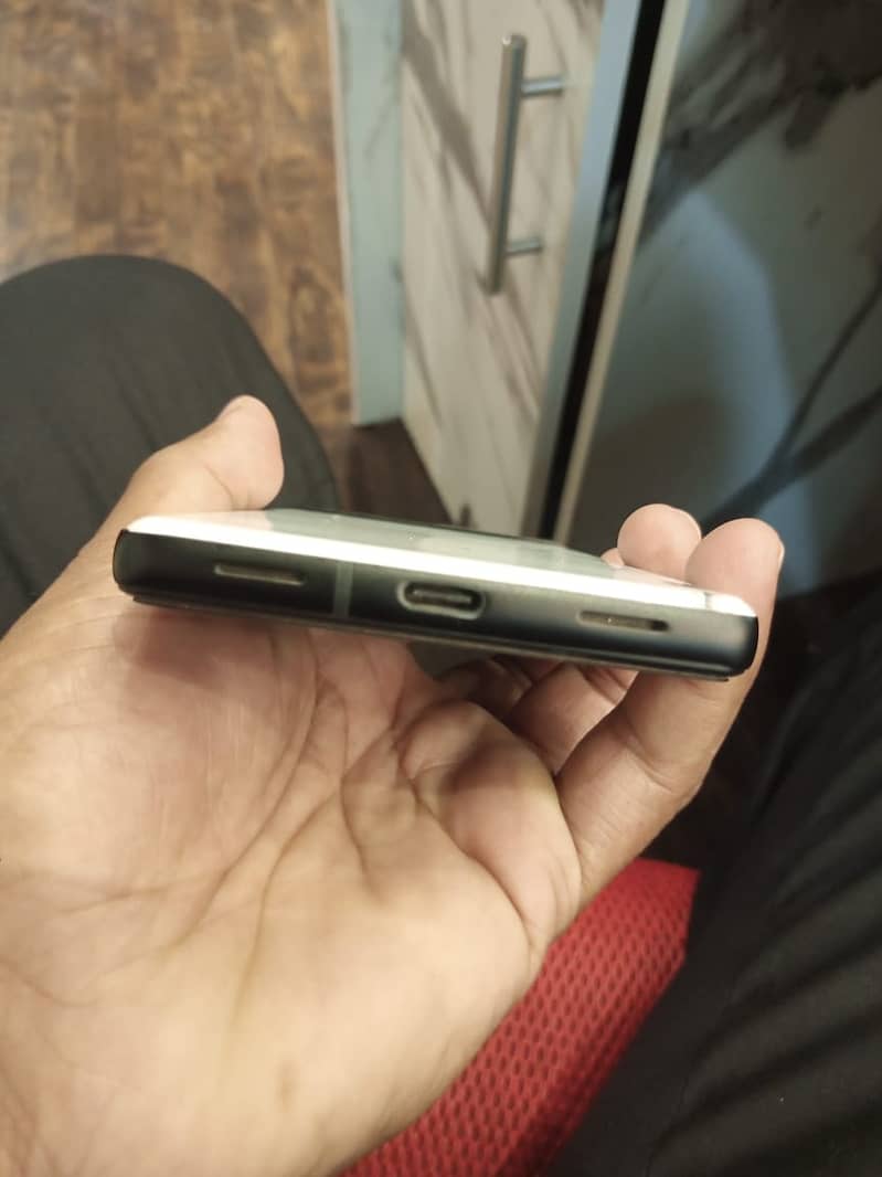 Google Pixel 6a 1