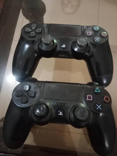 ps4 original controllers