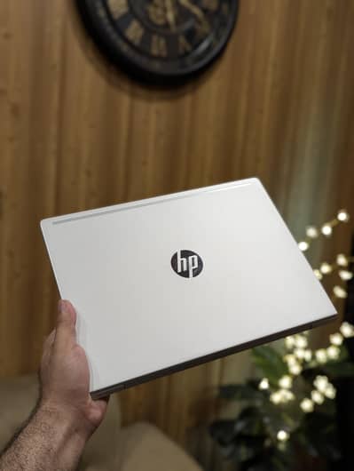 Hp ProBook 445R G6 Ryzen 5 3500 Amd 2gb GPU 8/256 Gaming