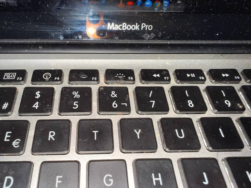 Mac book pro 1
