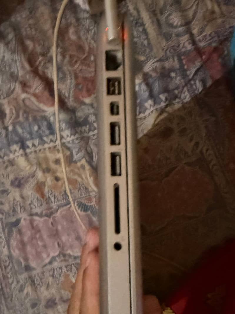 Mac book pro 8