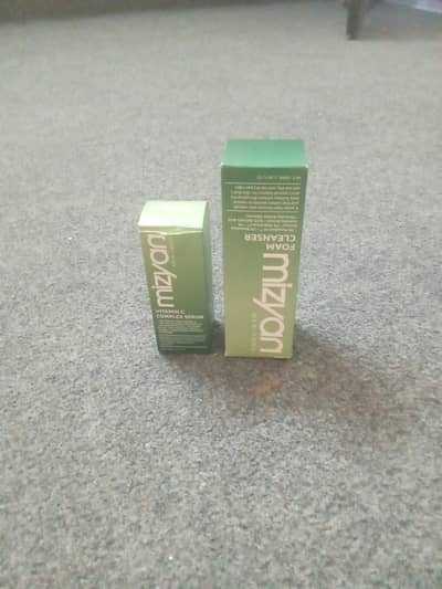 Mizyan foam cleanser and vitamin c serum