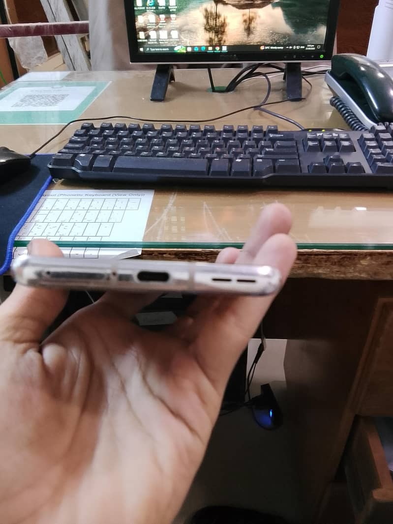 one plus 8T mo 2