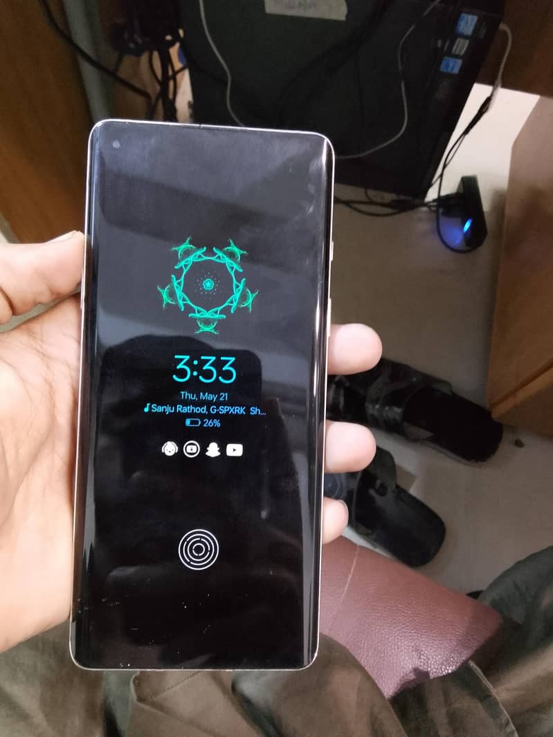 one plus 8T mo 4