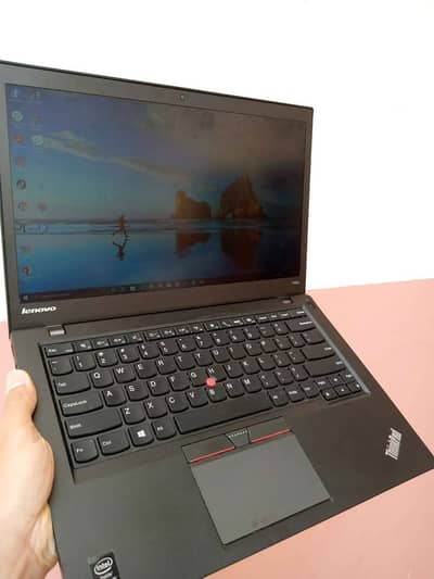 Lenovo ThinkPad T450s intel core i5 5th generation-8gb ram