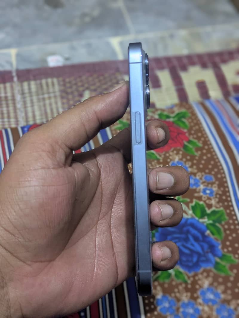 Iphone 13 pro 4