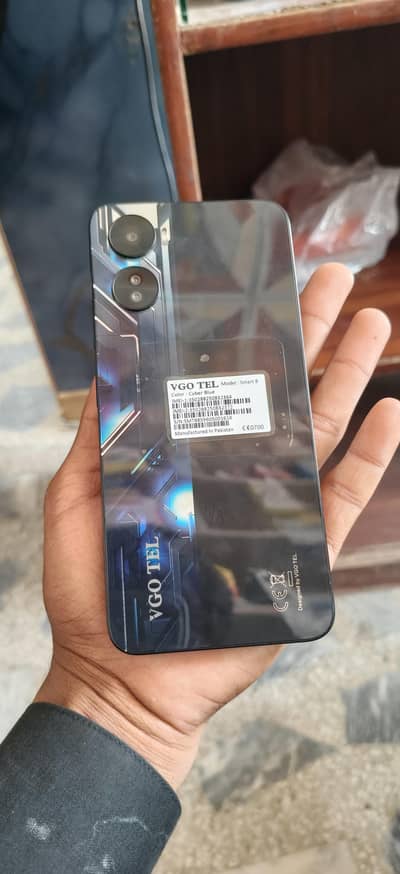 vgotel smart 8 4/64 complete box 8 month warranty