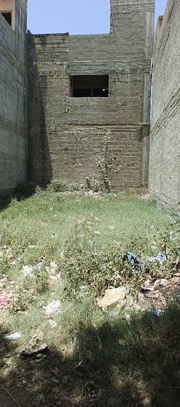 Saadi Town Block 7 Park Facing Plot Available