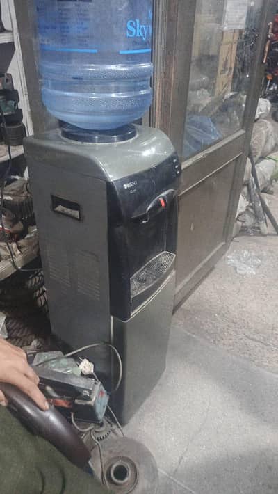Orient Hot & Cold Water Dispenser