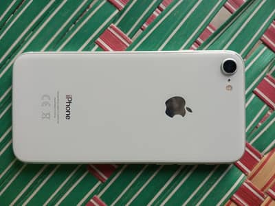 assalamu alaikum This is my friend's mobile phone, an iPhone. 8