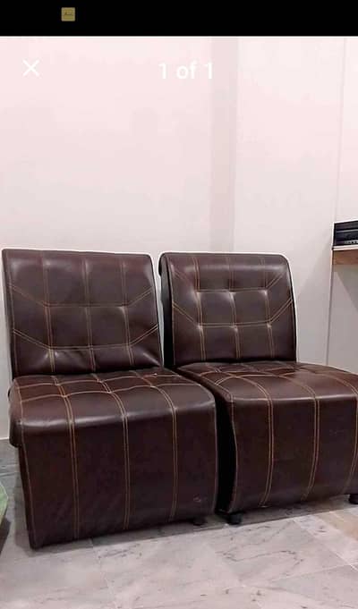2 sofa Chairs new