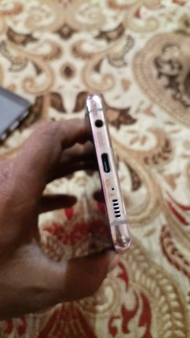 S 10 plus 3