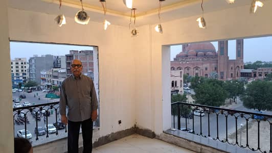Luxury Apartment Bahria lahore air bnb approved Grand mosque view 8000rs daily income chen one affilated